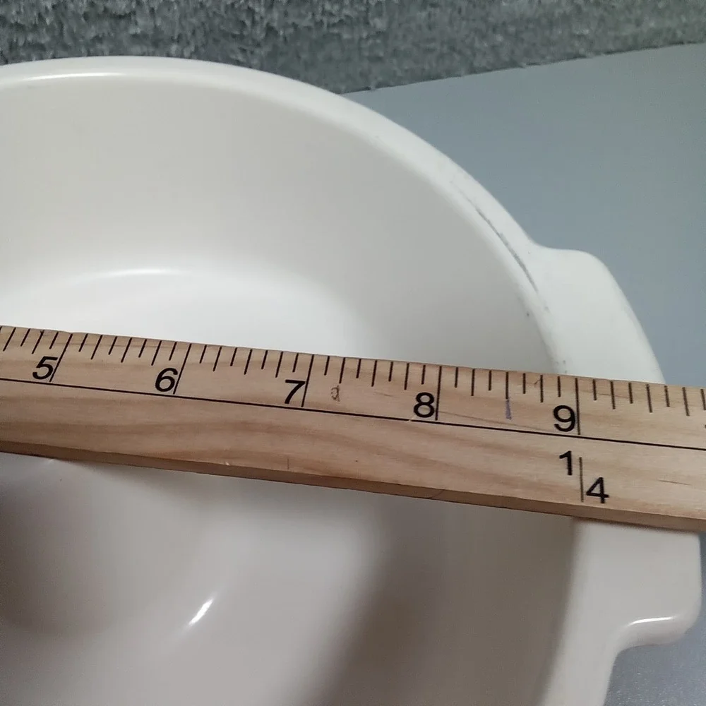 Rubbermaid Microwave Cookware‎ 2 QT Ring Mold Pan White Plastic Cake Jello 1.9L